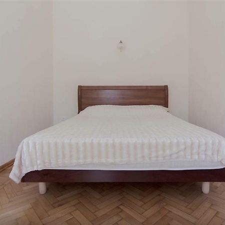 Apartment Julia 3 Odesa Exterior foto